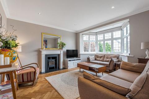 14 Monks Road, Banstead, SM7 2EP