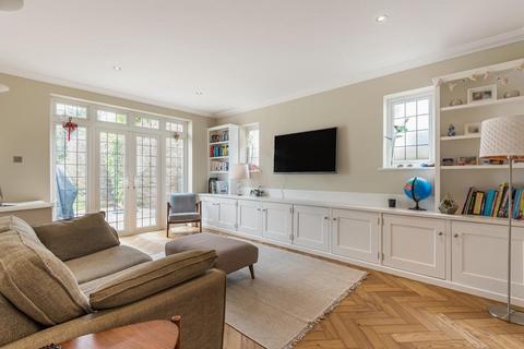 14 Monks Road, Banstead, SM7 2EP