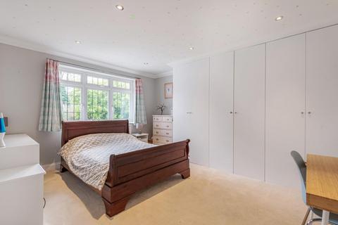 14 Monks Road, Banstead, SM7 2EP