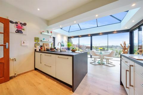 Homelea, 2 Cunningham Road, Banstead, SM7 3HG