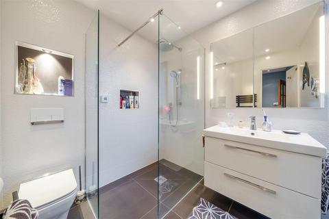 Homelea, 2 Cunningham Road, Banstead, SM7 3HG