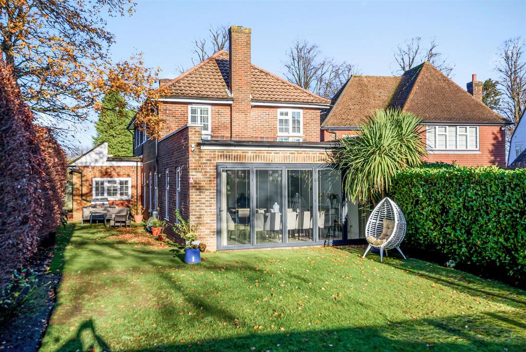 The Drive, Banstead 5 bed detached house for sale £1,350,000