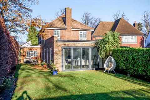 23 The Drive, Banstead, SM7 1DF
