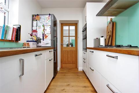 5 Belfield Road, Epsom, KT19 9TF