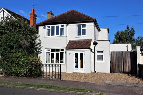 5 Belfield Road, Epsom, KT19 9TF
