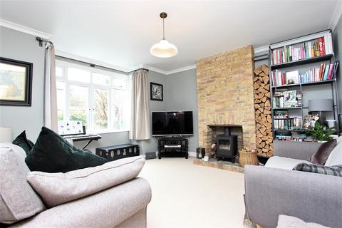 5 Belfield Road, Epsom, KT19 9TF