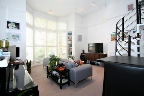 1 bedroom flat to rent, Belsize Park Gardens, Belsize Park, London, NW3