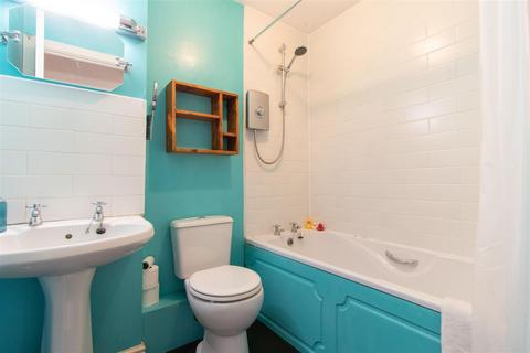 14 Beech Hurst Close, Whalley Range, Manchester, M16 8EP