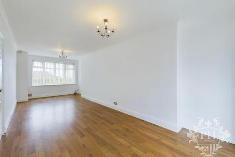 17 Springbank Road, Ormesby, Middlesbrough, TS7 9EL