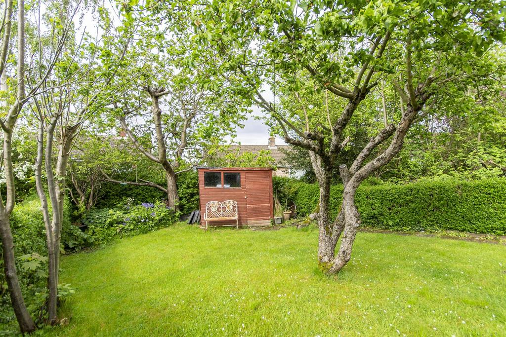 Sedgemoor Close, Loundsley Green, Chesterfield 2 bed semidetached