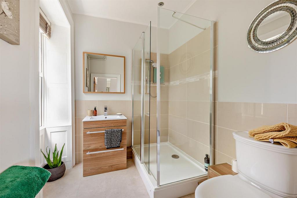 Ensuite shower room