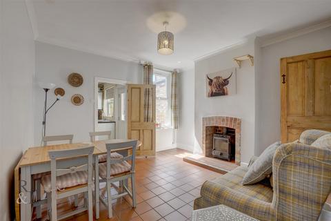 2 bedroom terraced house for sale - Portland Road, West Bridgford, Nottingham