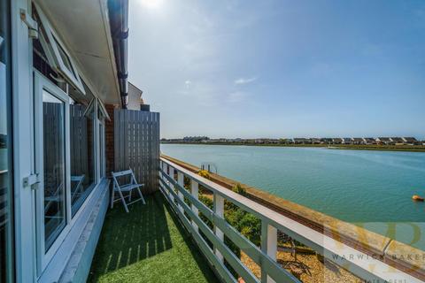 2 bedroom apartment for sale - Town Quay, Shoreham-By-Sea