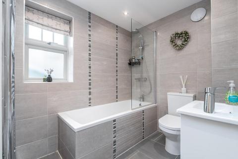 Horseshoe Cottage North End, Raskelf, York, YO61 3LF