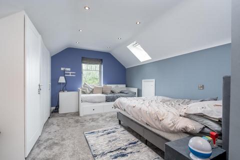 Horseshoe Cottage North End, Raskelf, York, YO61 3LF