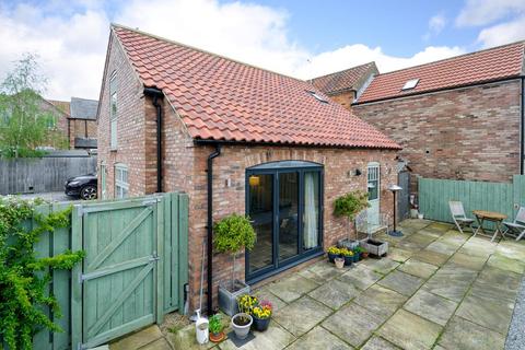 Horseshoe Cottage North End, Raskelf, York, YO61 3LF