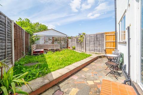 3 bedroom detached house for sale, Lower Morden Lane, Morden