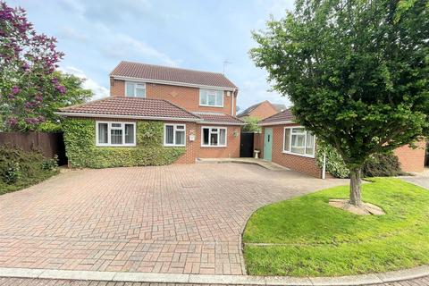4 bedroom detached house for sale - Roberts Drive, Bottesford
