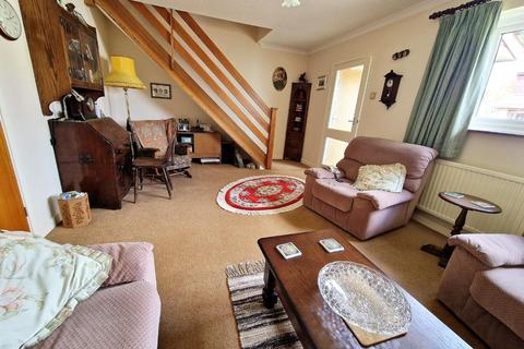 2 bedroom semi-detached bungalow for sale - Gregory Close, Pencoed, Bridgend