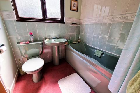 16 Gregory Close, Pencoed, Bridgend, CF35 6RF