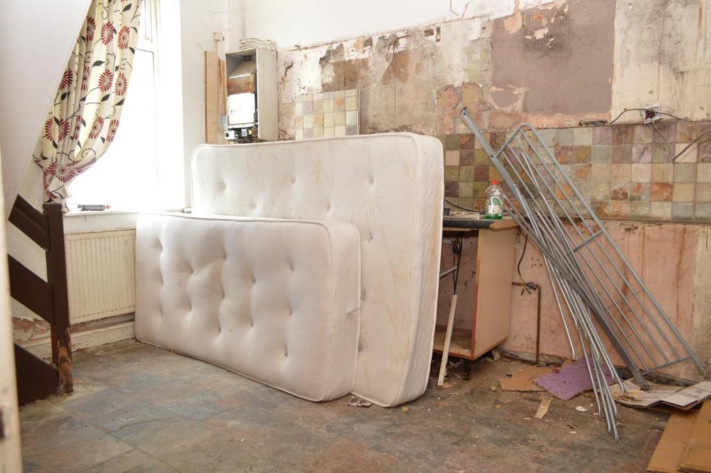 Sun View, Heyside, Royton 2 bed end of terrace house for sale £100,000