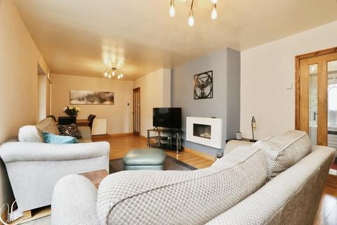 96 Bowman Drive, Sheffield, S12 3LH