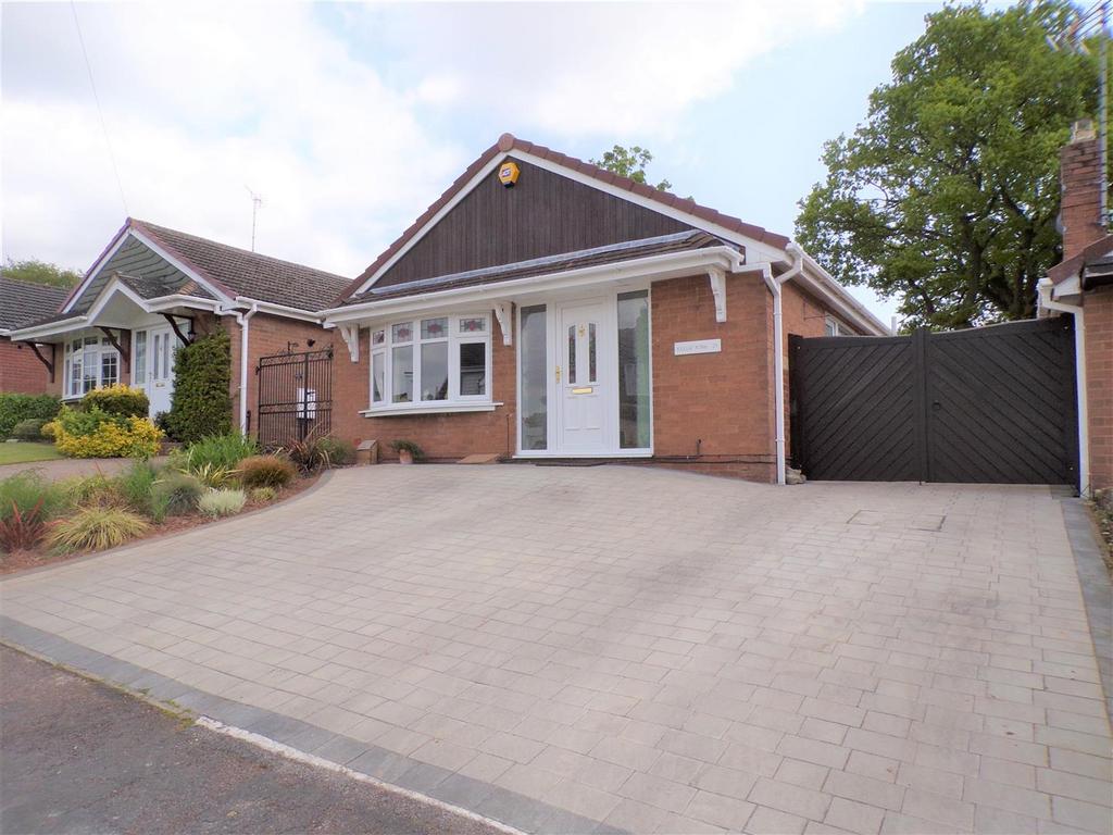 Coley Grove, Little Haywood, Stafford 2 bed detached bungalow £290,000