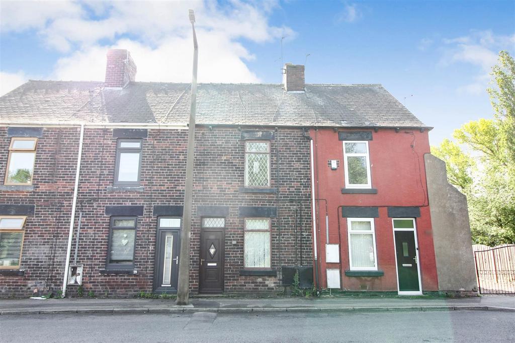 Station Road, Wombwell, Barnsley 2 bed terraced house for sale £80,000