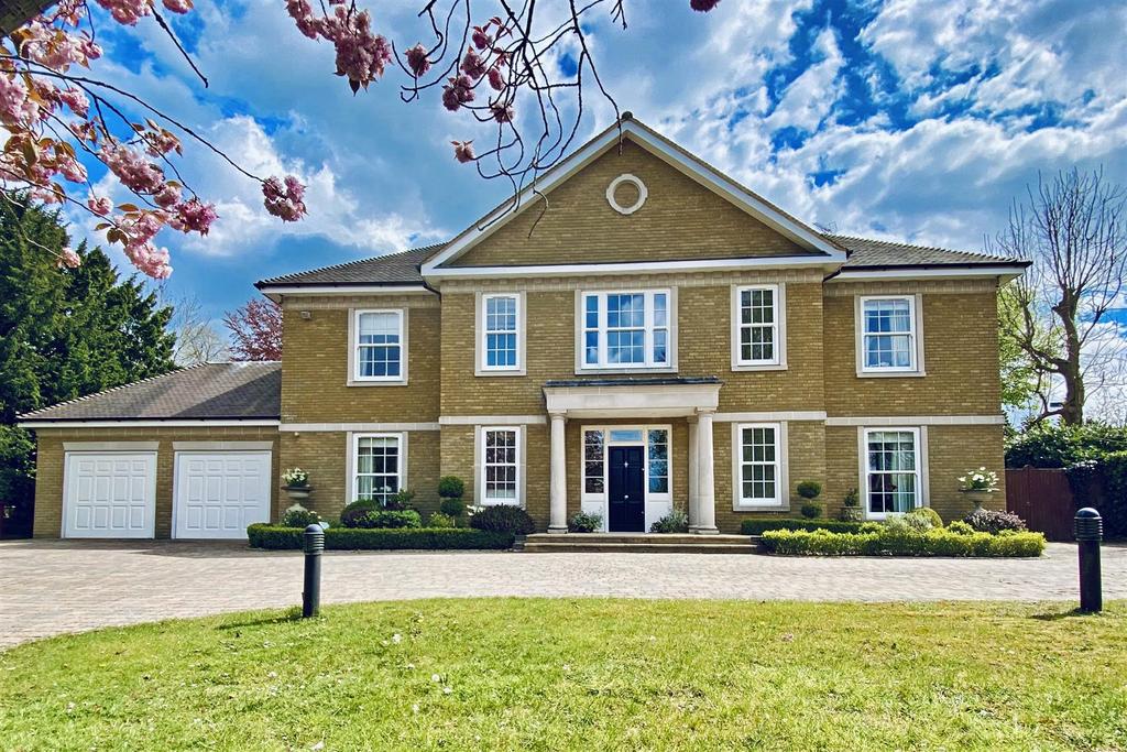 The Glade, Kingswood 6 bed detached house for sale £2,800,000