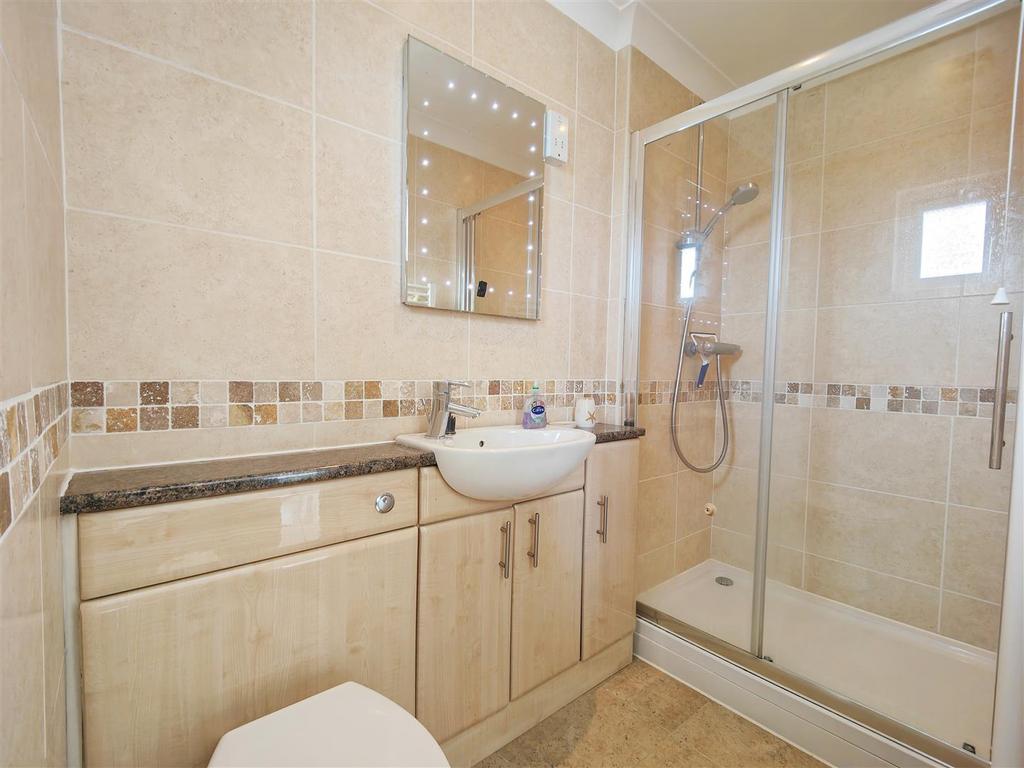 Ensuite Shower Room