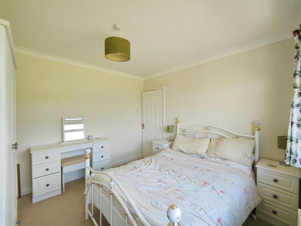 Bedroom 2 (Rear)