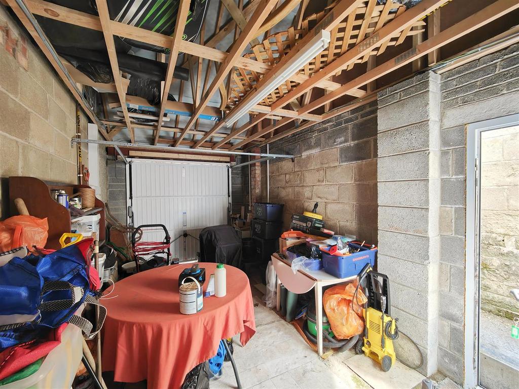 Integral Garage
