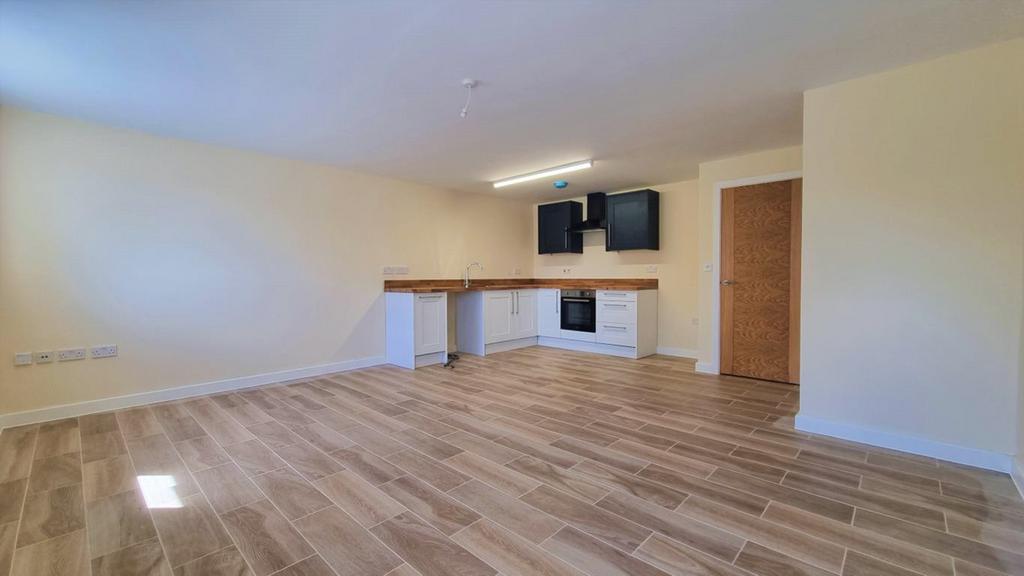Hungary Hill, Stourbridge 1 bed apartment £675 pcm (£156 pw)