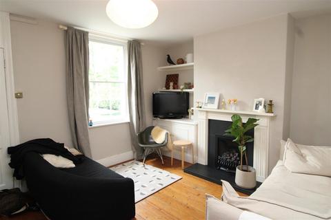 125 Balderton Gate, Newark, NG24 1RY