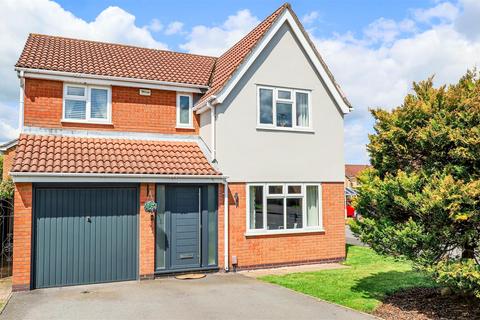 4 bedroom detached house for sale, Falmouth Drive, Hinckley