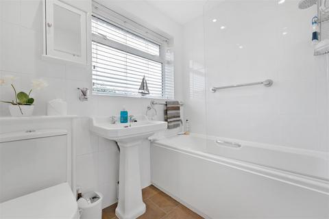 8 Mansfield Place, Ascot, SL5 8ND