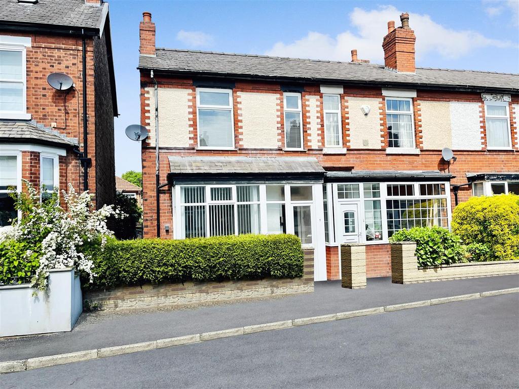 St. Andrews Avenue, Timperley, Altrincham 2 bed terraced house for sale