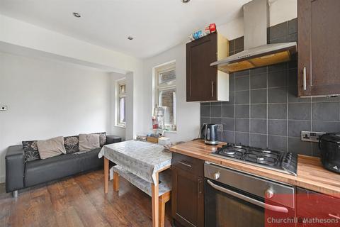 2 bedroom flat for sale, Acton Lane, London, NW10