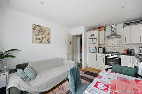 2 bedroom flat for sale, Charlton Road, London, NW10