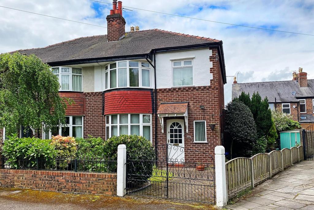 Claremont Grove, Hale, Altrincham 3 bed semidetached house for sale