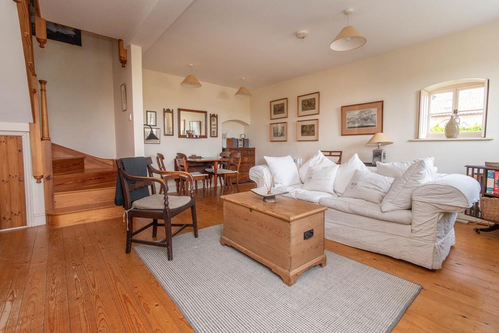 Tower Road, Burnham Overy Staithe, PE31 2 bed character property for