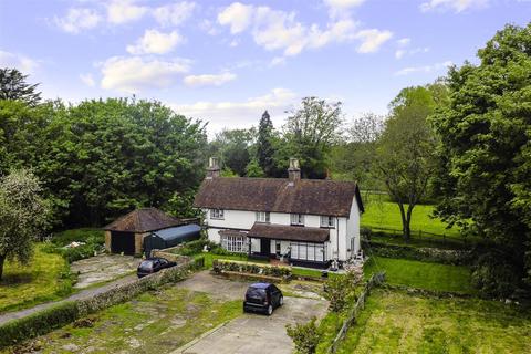 4 bedroom detached house for sale - Sturts Lane, Walton On The Hill, Tadworth