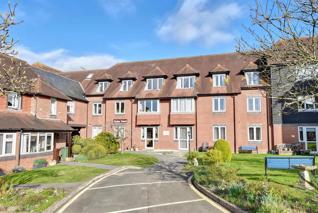 Cedar Court, Woodbury Lane, Tenterden 2 bed retirement property for