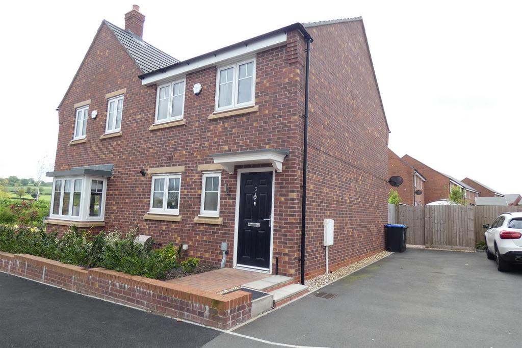 Augustus Way, Cheadle, Stoke on Trent 3 bed semidetached house for