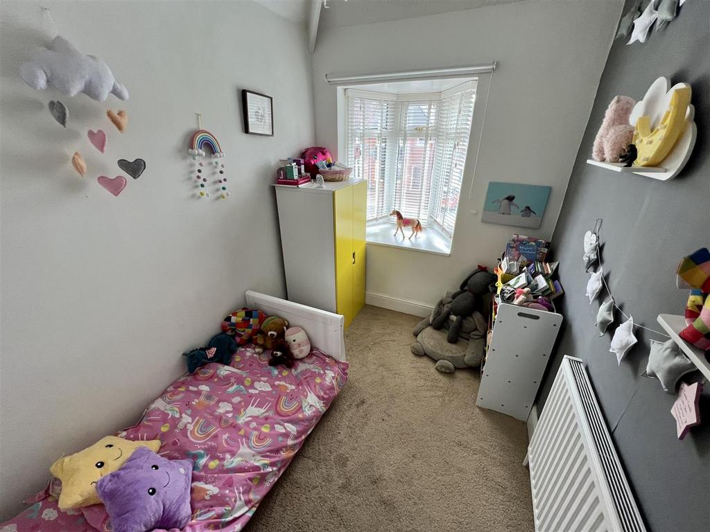 BC3 Bed3.jpg