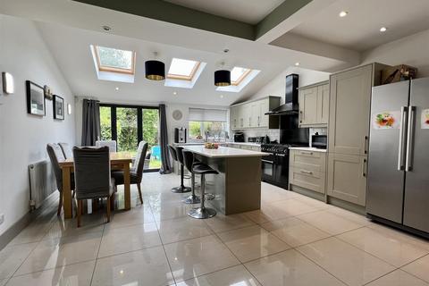 3 Bramley Croft, Shirley, Solihull, B90 3EJ