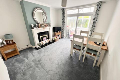 123 Cropthorne Road, Shirley, Solihull, B90 3JL