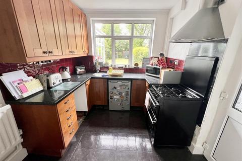 123 Cropthorne Road, Shirley, Solihull, B90 3JL