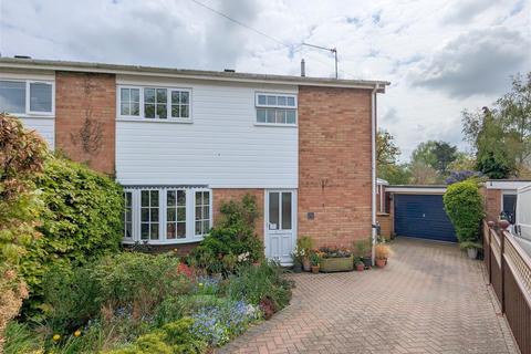 4 Benton Close, Malvern, WR14 4LL