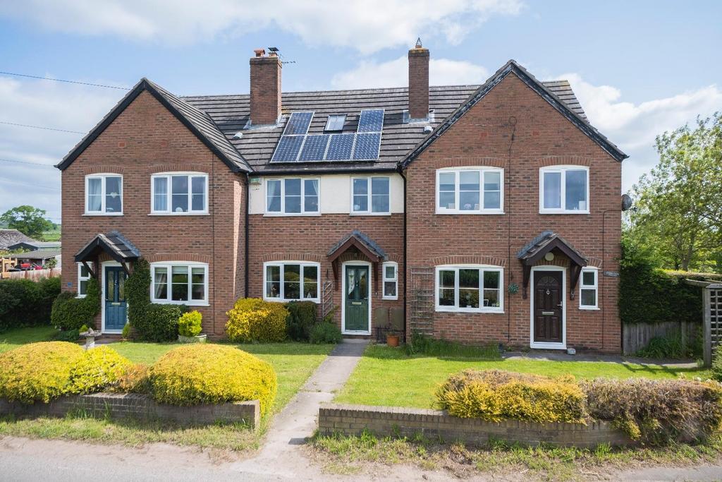Chorlton Villas, Whitchurch Road, Malpas 4 bed mews for sale £295,000